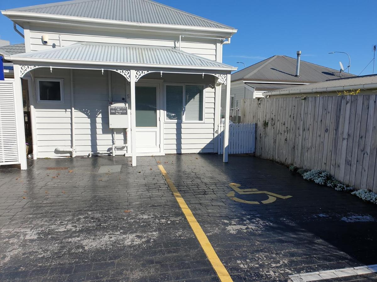 At Eden Park Motel Auckland Bagian luar foto