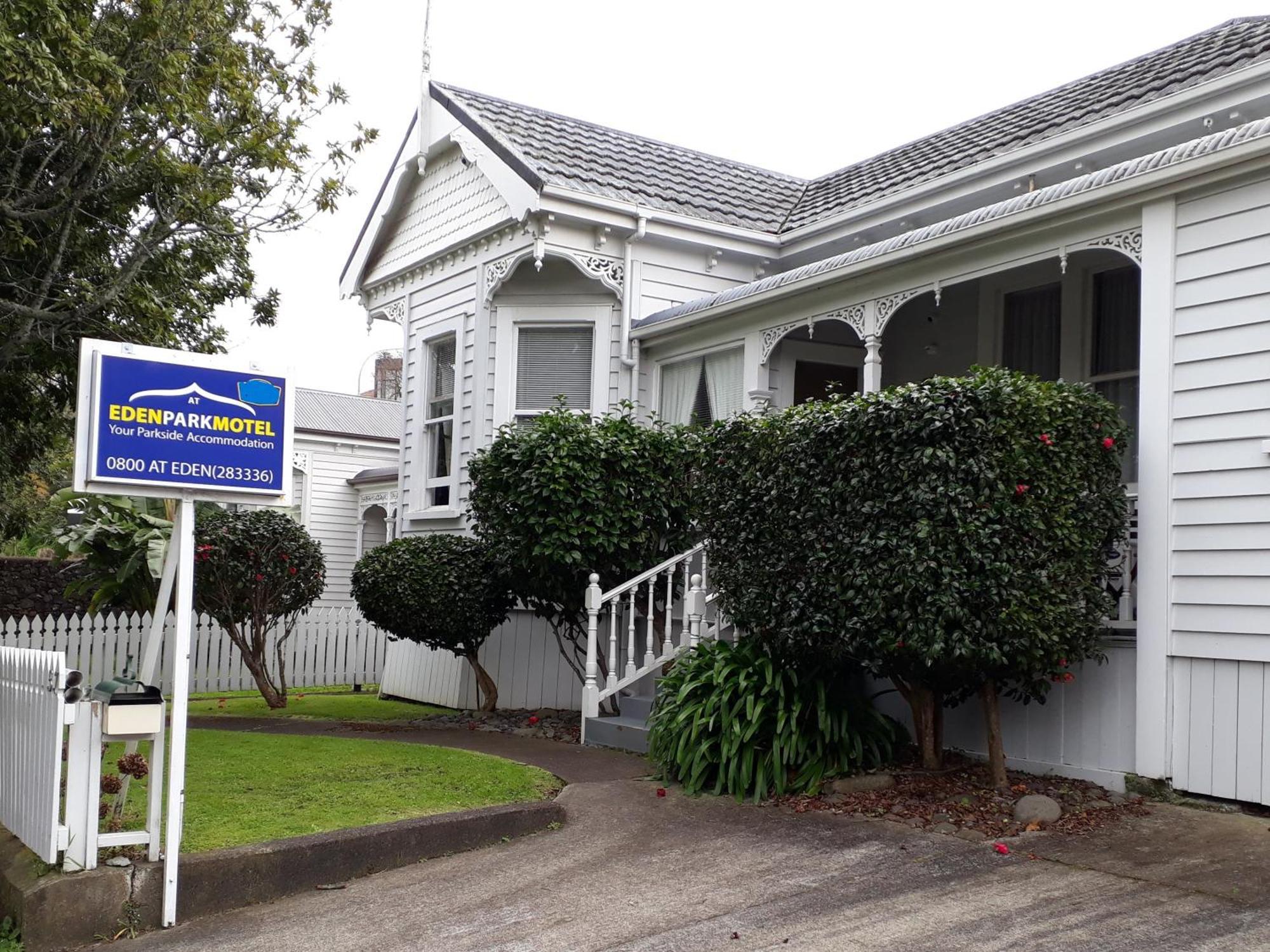 At Eden Park Motel Auckland Bagian luar foto