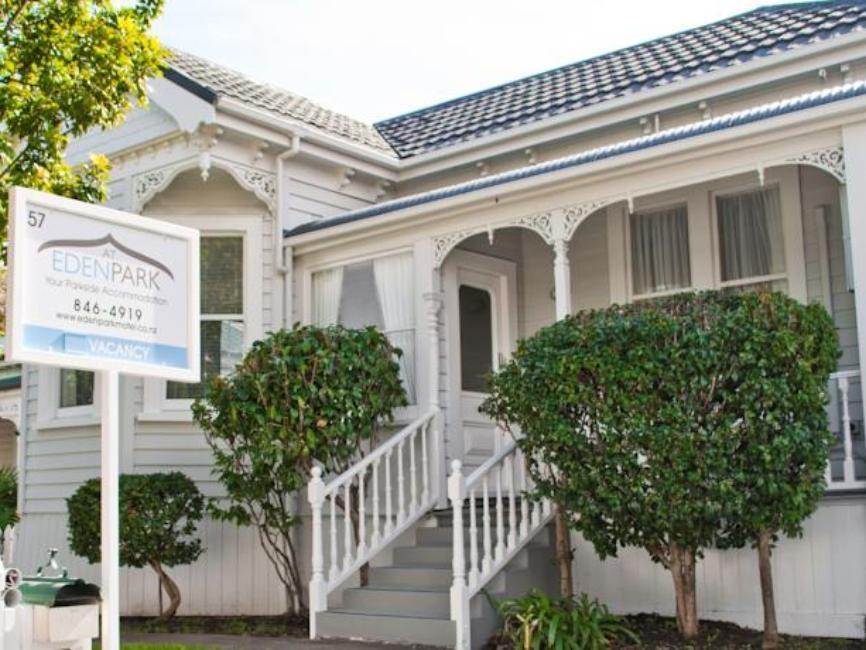 At Eden Park Motel Auckland Bagian luar foto